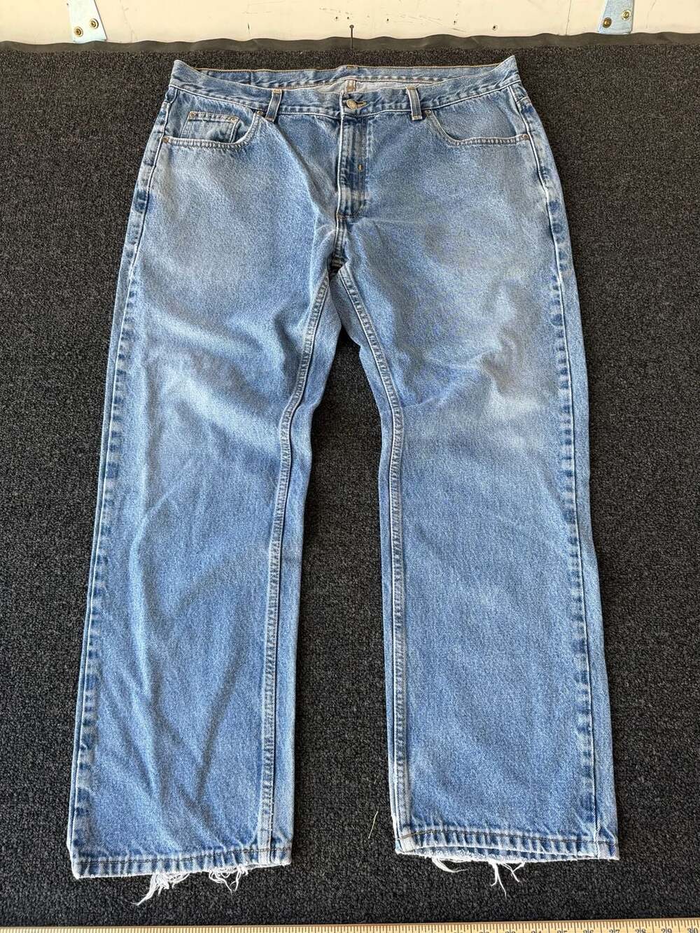 Levi's 550 Relaxed Tapered Jeans 40x30